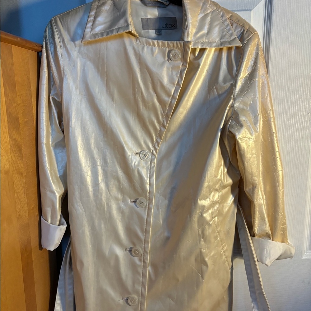 Utex Women's Shimmering White Trench Coat